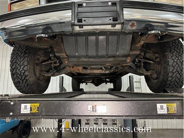 1999 Chevrolet Suburban (CC-1682152) for sale in Holland , Michigan