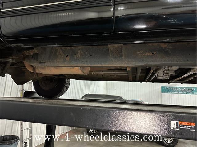 1999 Chevrolet Suburban (CC-1682152) for sale in Holland , Michigan