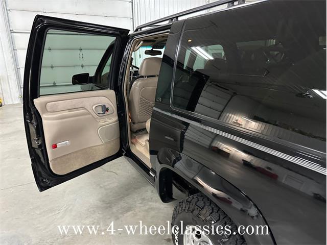 1999 Chevrolet Suburban (CC-1682152) for sale in Holland , Michigan