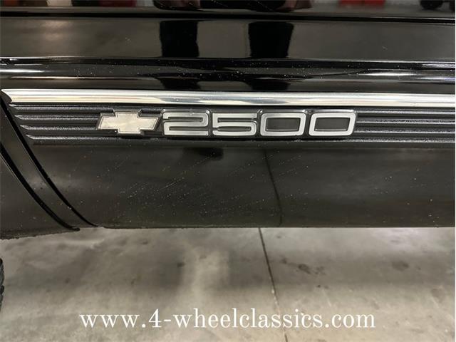 1999 Chevrolet Suburban (CC-1682152) for sale in Holland , Michigan