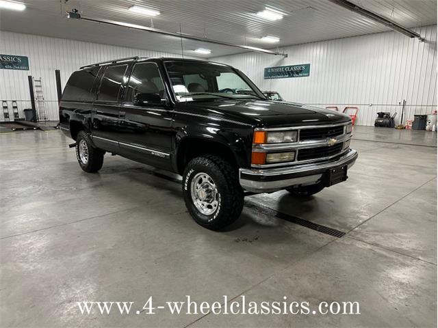 1999 Chevrolet Suburban (CC-1682152) for sale in Holland , Michigan