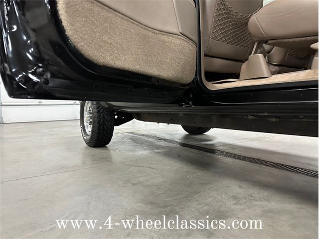 1999 Chevrolet Suburban (CC-1682152) for sale in Holland , Michigan
