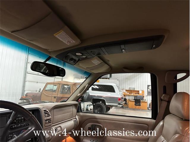 1999 Chevrolet Suburban (CC-1682152) for sale in Holland , Michigan