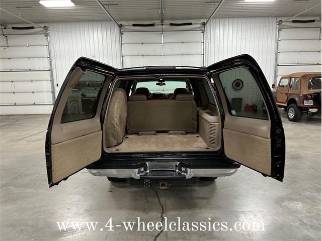 1999 Chevrolet Suburban (CC-1682152) for sale in Holland , Michigan