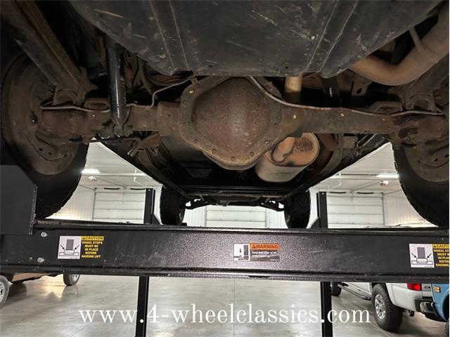 1999 Chevrolet Suburban (CC-1682152) for sale in Holland , Michigan