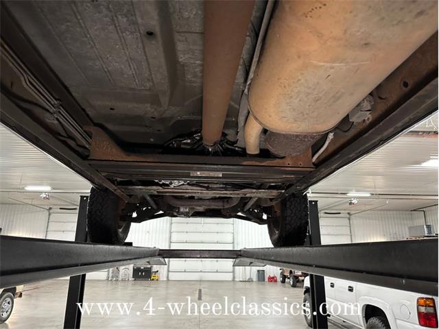 1999 Chevrolet Suburban (CC-1682152) for sale in Holland , Michigan
