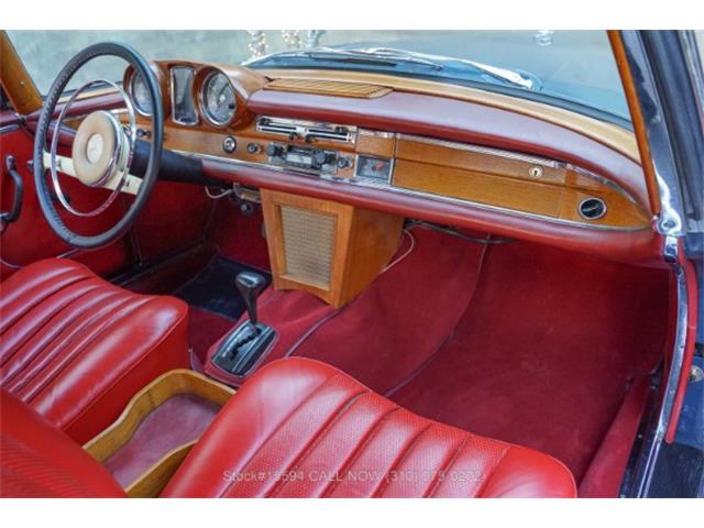 1961 Mercedes-Benz 220 (CC-1682668) for sale in Beverly Hills, California