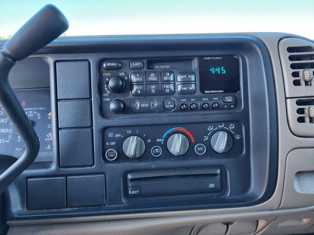 1999 GMC Suburban (CC-1682836) for sale in Hope Mills, North Carolina