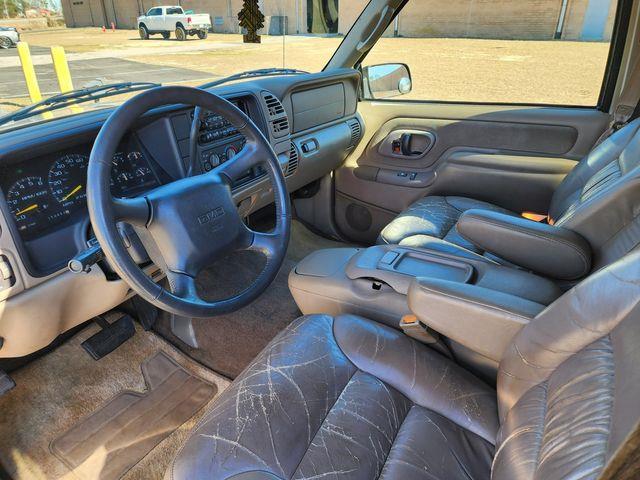 1999 GMC Suburban (CC-1682836) for sale in Hope Mills, North Carolina