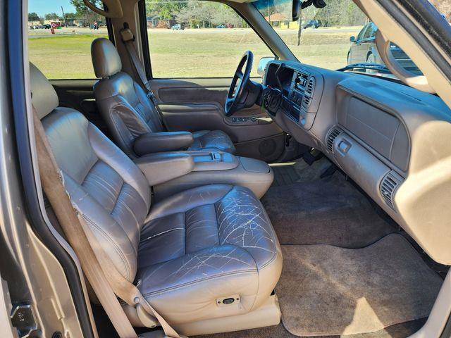 1999 GMC Suburban (CC-1682836) for sale in Hope Mills, North Carolina