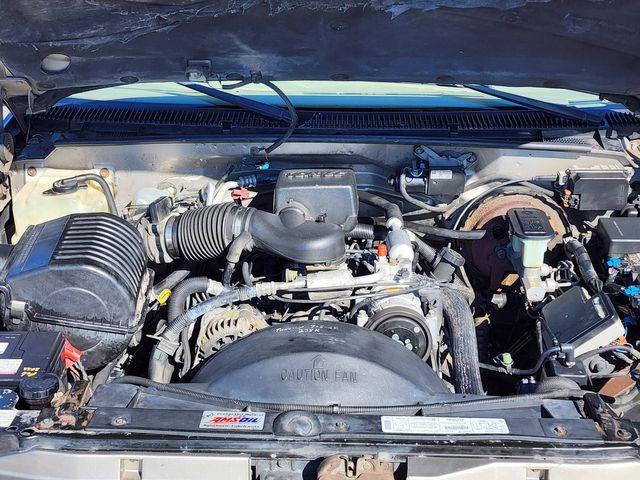 1999 GMC Suburban (CC-1682836) for sale in Hope Mills, North Carolina