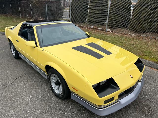1986 Chevrolet Camaro (CC-1684805) for sale in Milford City, Connecticut