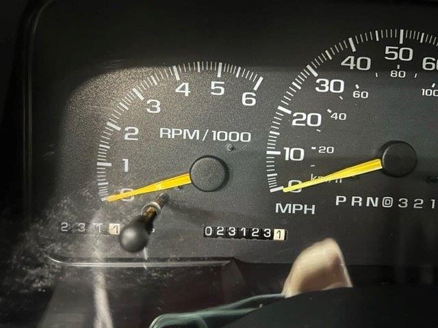 1999 Chevrolet Suburban (CC-1687248) for sale in Greensboro, North Carolina