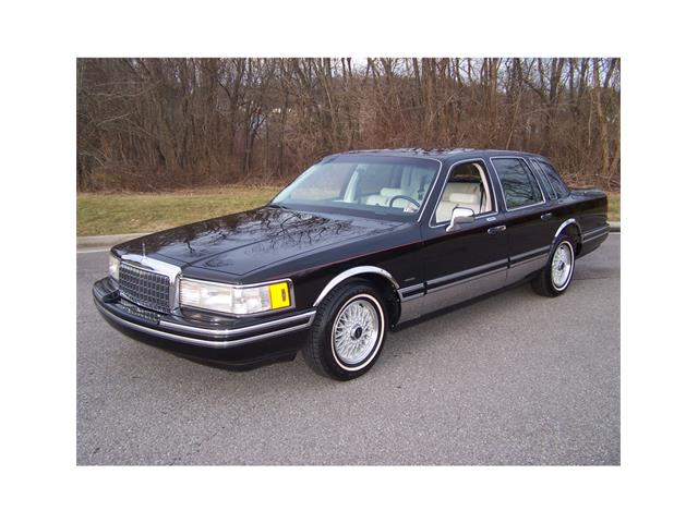 1994 Lincoln Town Car (CC-1687473) for sale in Greensboro, North Carolina
