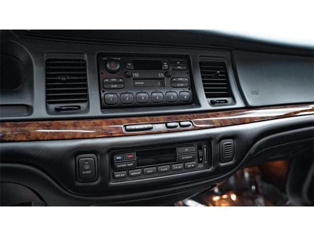 1996 Lincoln Town Car (CC-1688414) for sale in St. Louis, Missouri