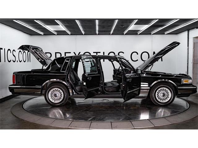 1996 Lincoln Town Car (CC-1688414) for sale in St. Louis, Missouri