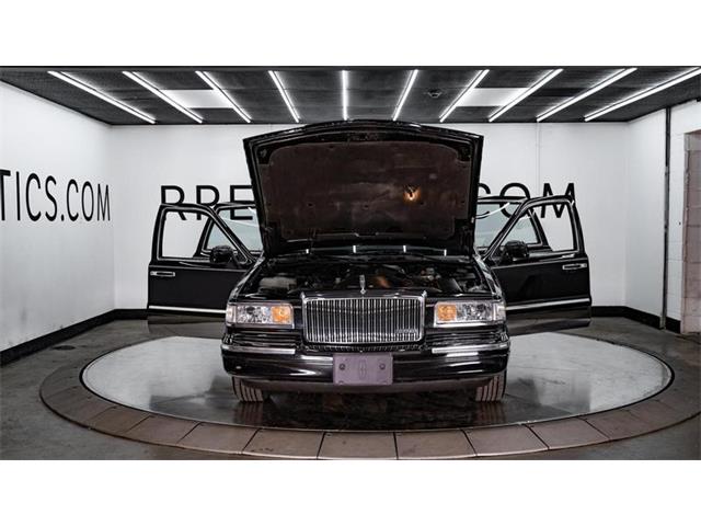 1996 Lincoln Town Car (CC-1688414) for sale in St. Louis, Missouri