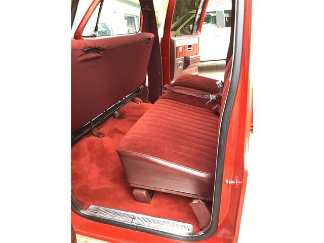 1986 Chevrolet Suburban (CC-1691568) for sale in Mount Dora, Florida