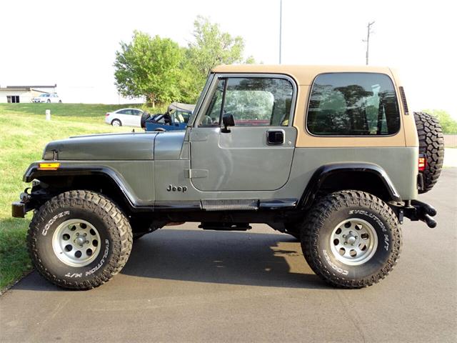 1992 Jeep Wrangler for Sale  | CC-1691796