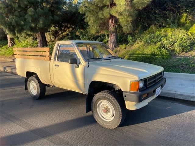 1987 Toyota Pickup (CC-1692207) for sale in Cadillac, Michigan