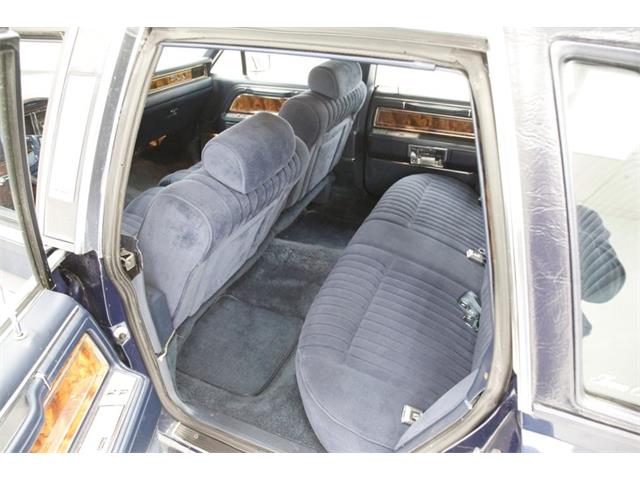 1982 Lincoln Town Car for Sale | ClassicCars.com | CC-1693984