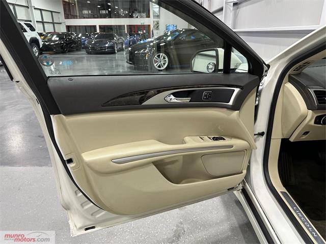 2013 Lincoln MKZ (CC-1694628) for sale in Brantford, Ontario