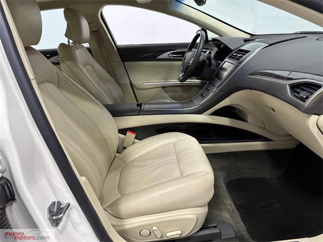 2013 Lincoln MKZ (CC-1694628) for sale in Brantford, Ontario