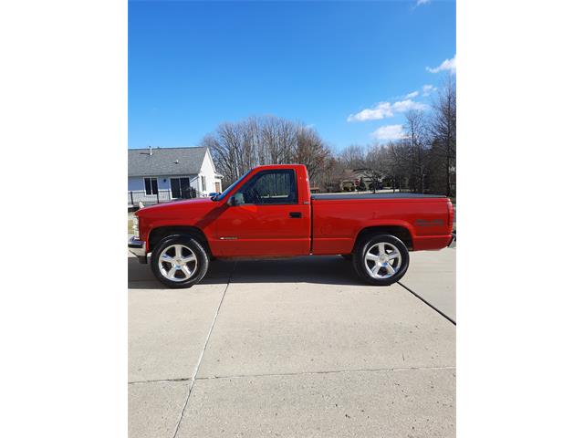 1995 Chevrolet 1/2 Ton Shortbox (CC-1698431) for sale in MILFORD, Ohio