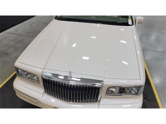 1997 Lincoln Town Car (CC-1699889) for sale in Mankato, Minnesota