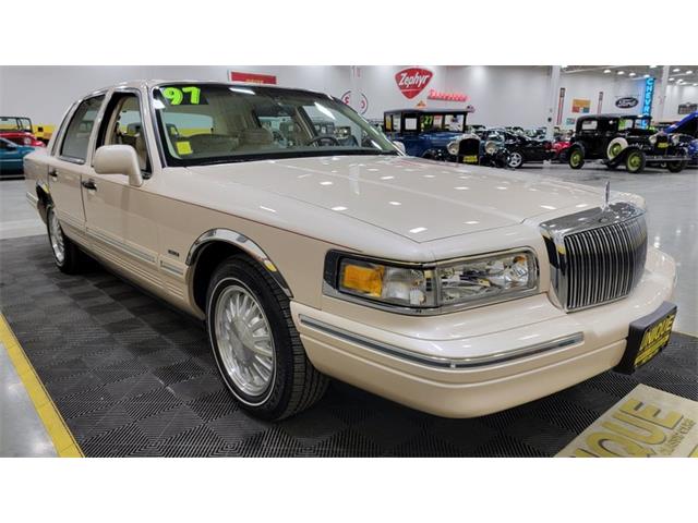 1997 Lincoln Town Car (CC-1699889) for sale in Mankato, Minnesota