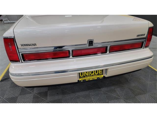 1997 Lincoln Town Car (CC-1699889) for sale in Mankato, Minnesota