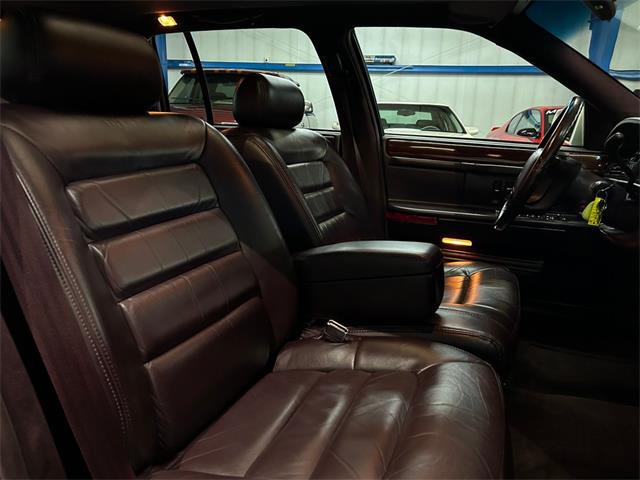 1994 Cadillac Sedan DeVille (CC-1702751) for sale in North Royalton, Ohio
