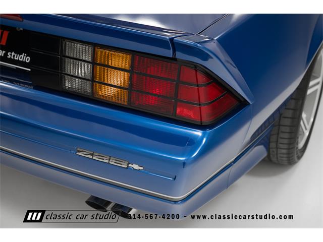 1987 Chevrolet Camaro IROC-Z (CC-1703996) for sale in St. Louis, Missouri