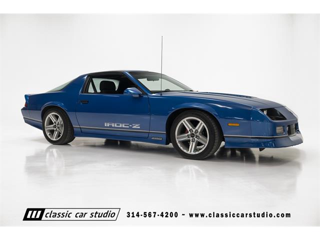 1987 Chevrolet Camaro IROC-Z (CC-1703996) for sale in St. Louis, Missouri