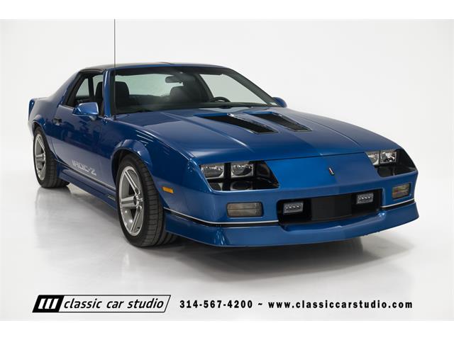 1987 Chevrolet Camaro IROC-Z (CC-1703996) for sale in St. Louis, Missouri
