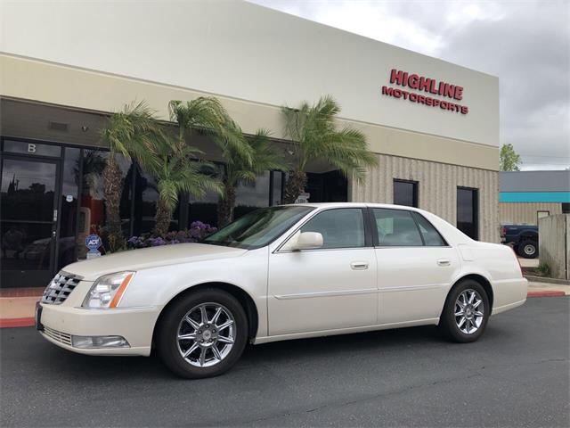 2011 Cadillac DTS (CC-1704895) for sale in Brea, California