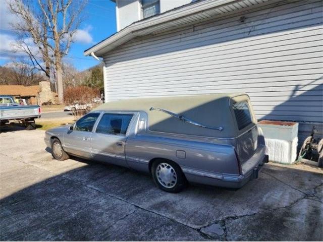 1998 Cadillac Custom (CC-1706084) for sale in Cadillac, Michigan