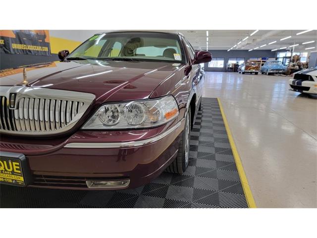 2007 Lincoln Town Car (CC-1707138) for sale in Mankato, Minnesota
