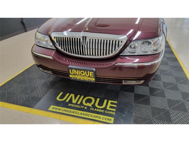 2007 Lincoln Town Car (CC-1707138) for sale in Mankato, Minnesota