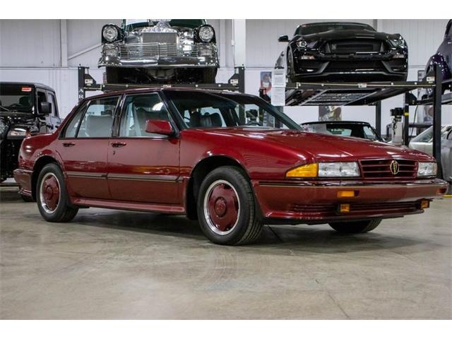 1988 Pontiac Bonneville (CC-1708266) for sale in Kentwood, Michigan