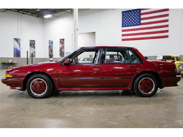 1988 Pontiac Bonneville (CC-1708266) for sale in Kentwood, Michigan