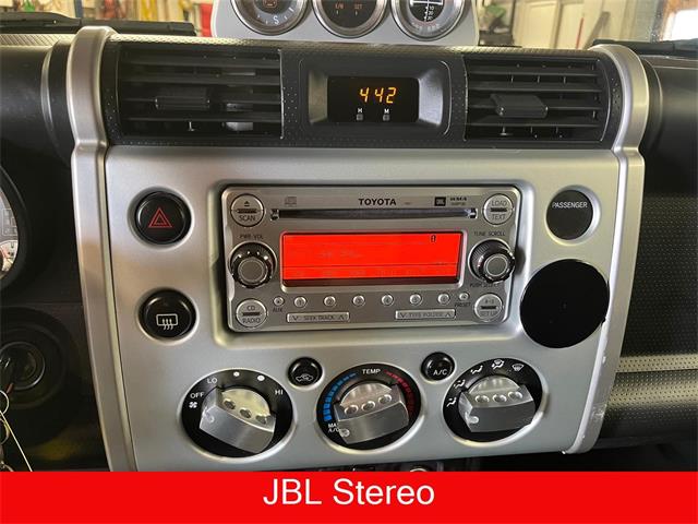 2011 Toyota FJ Cruiser (CC-1711258) for sale in ONLINE, 