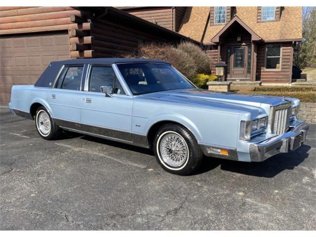 1987 Lincoln Town Car (CC-1711429) for sale in Cadillac, Michigan