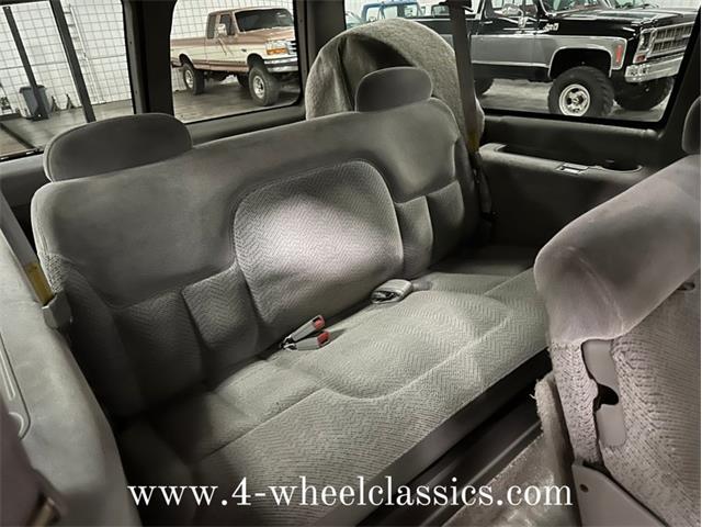 1995 Chevrolet Suburban (CC-1711800) for sale in Holland , Michigan