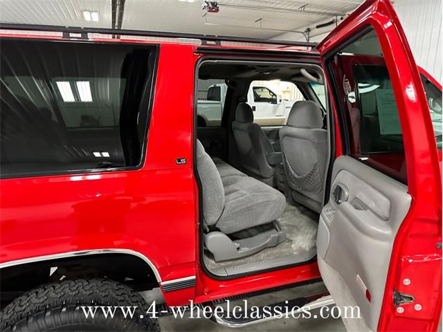 1995 Chevrolet Suburban (CC-1711800) for sale in Holland , Michigan