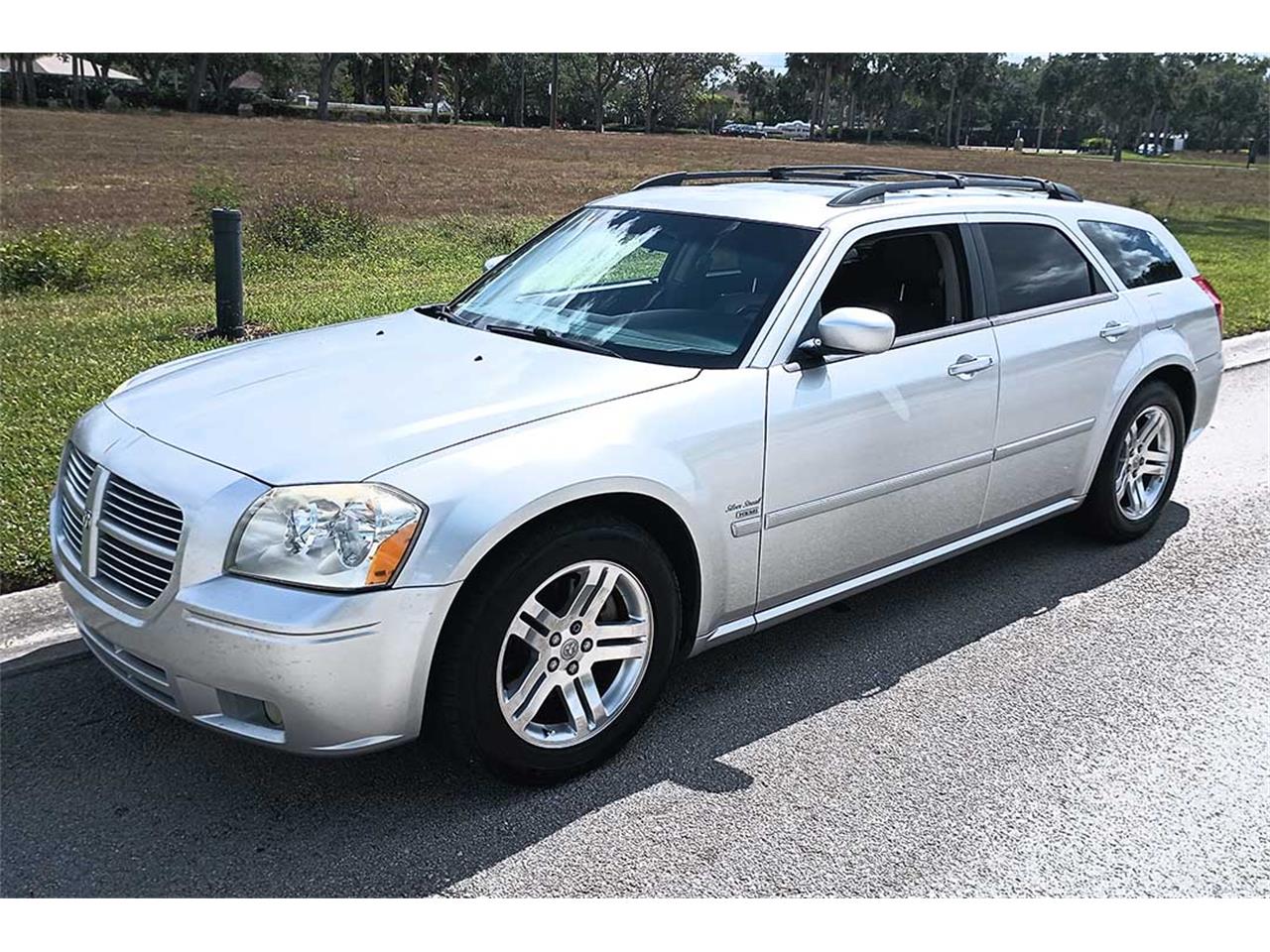 2005 Dodge Magnum For Sale