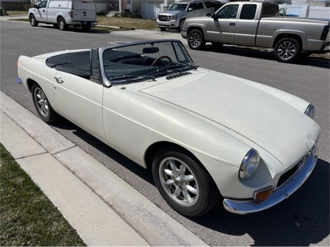 1974 MG MGB for Sale | ClassicCars.com | CC-1717420