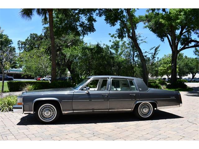 1985 Cadillac Fleetwood Brougham (CC-1717945) for sale in Lakeland, Florida