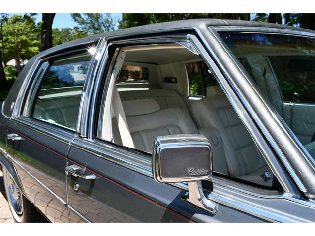 1985 Cadillac Fleetwood Brougham (CC-1717945) for sale in Lakeland, Florida