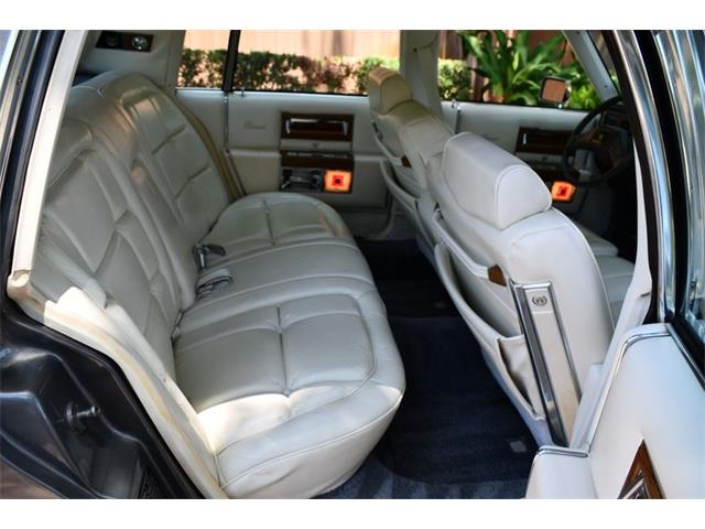 1985 Cadillac Fleetwood Brougham (CC-1717945) for sale in Lakeland, Florida